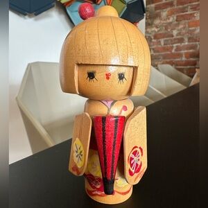 Kokeshi Japanese wood doll girl holding umbrella Lunar new year 5”